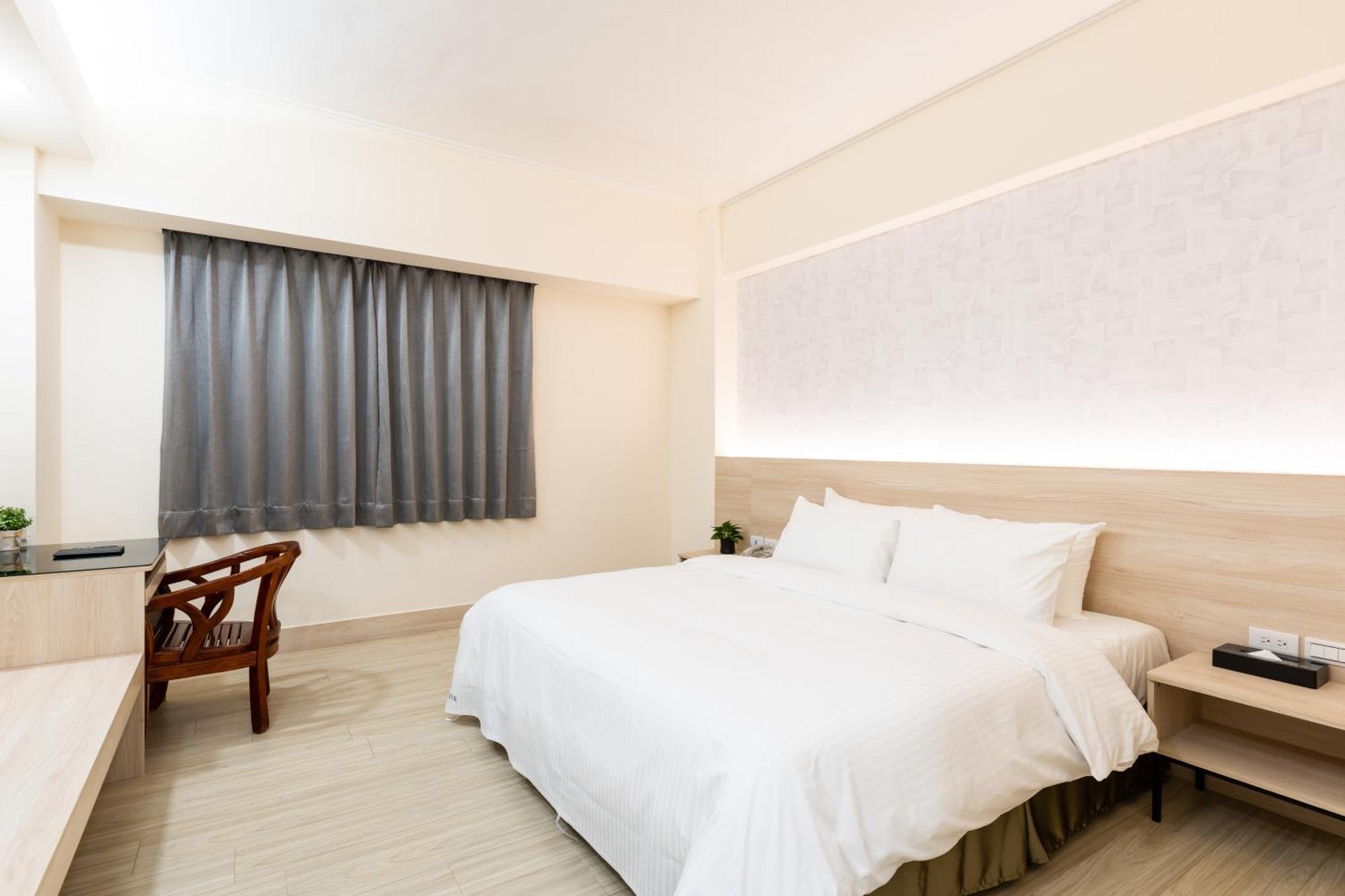 Etung Hotel Taichung Exteriör bild